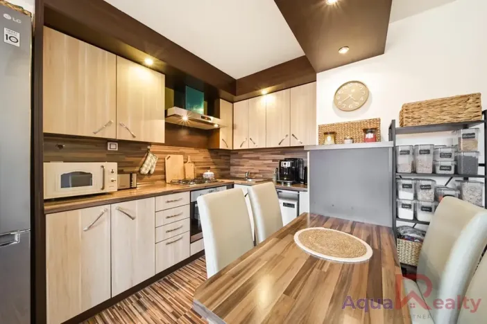 Prodej bytu 3+kk, Ostrov, Vančurova, 70 m2