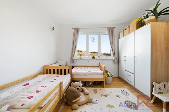 Prodej bytu 3+kk, Ostrov, Vančurova, 70 m2