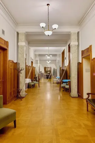 Pronájem kanceláře, Praha - Nové Město, Spálená, 538 m2