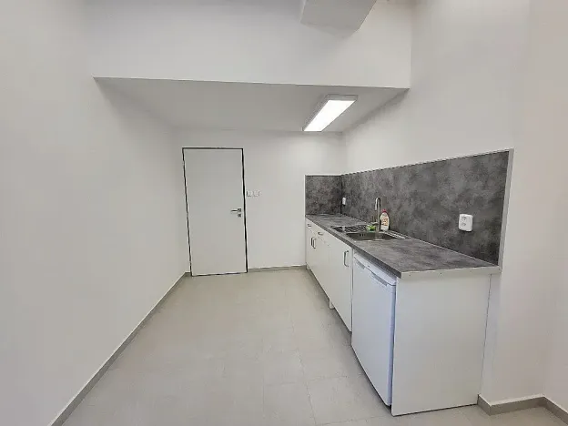 Pronájem kanceláře, Brno, Okružní, 15 m2