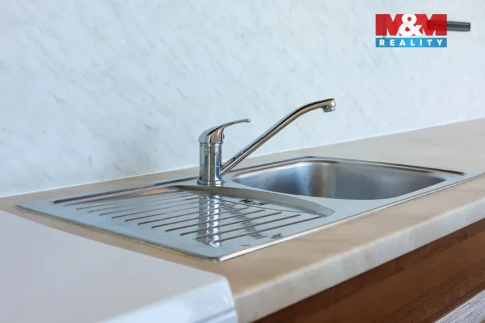 Prodej bytu 3+1, Opava - Předměstí, Skřivánčí, 67 m2