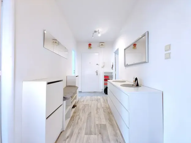 Prodej bytu 3+1, Praha - Prosek, Vysočanská, 74 m2