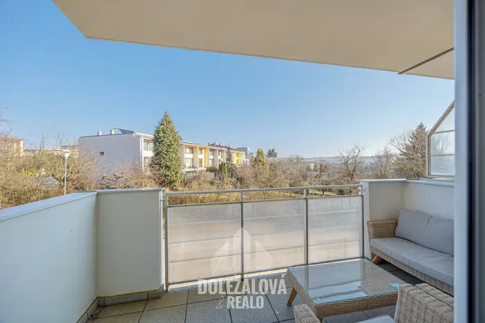 Pronájem bytu 2+kk, Jihlava, Nad Jihlávkou, 58 m2