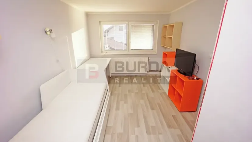 Pronájem rodinného domu, Neratovice, 246 m2