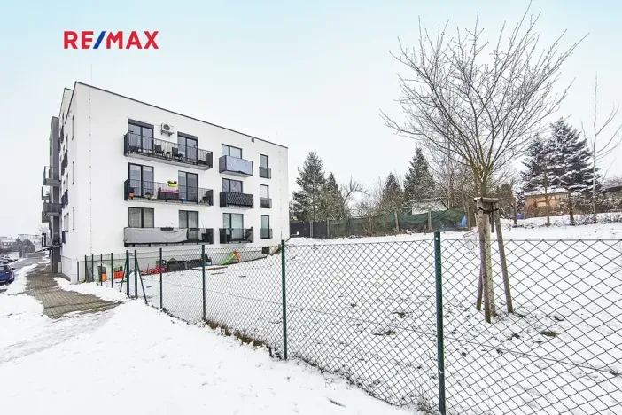 Pronájem bytu 1+kk, Plzeň, V Zahrádkách, 39 m2