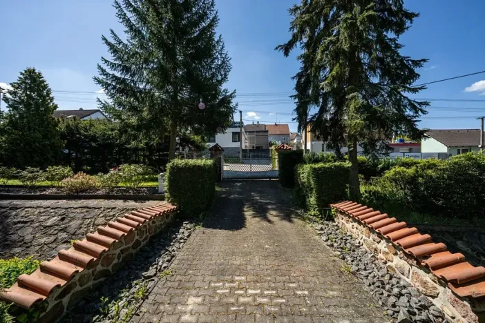 Prodej rodinného domu, Družec, V Zátiší, 289 m2