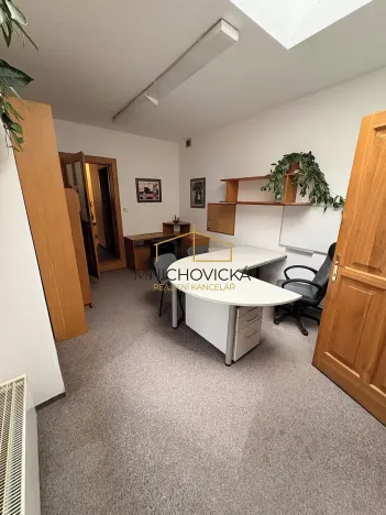 Pronájem kanceláře, Žebrák, Náměstí, 68 m2