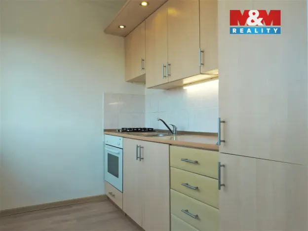 Pronájem bytu 1+1, Ostrava - Mariánské Hory, Vršovců, 27 m2