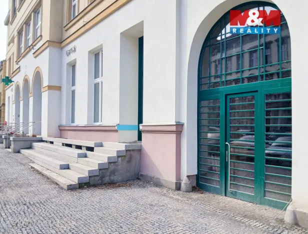 Pronájem obchodního prostoru, Opava - Město, Masarykova třída, 87 m2