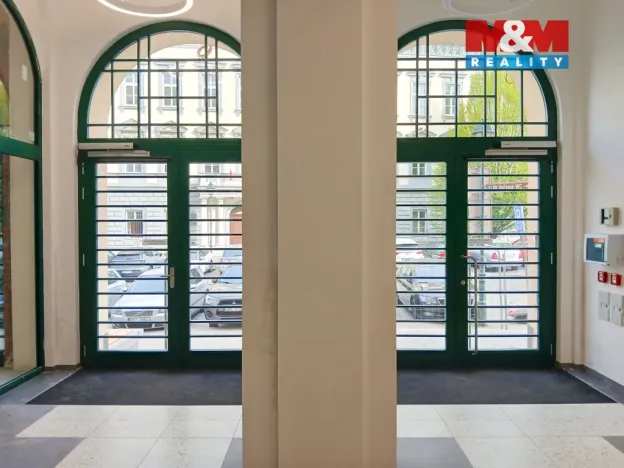 Pronájem obchodního prostoru, Opava - Město, Masarykova třída, 87 m2