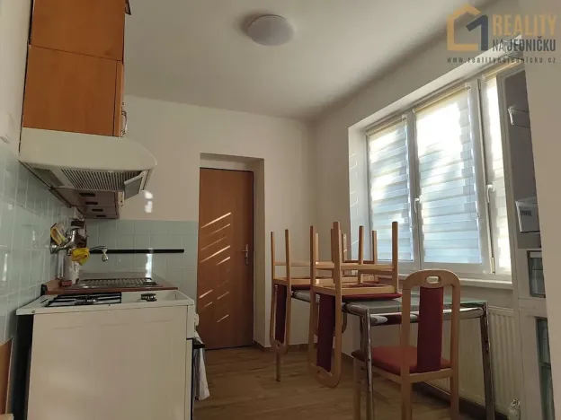 Prodej bytu 3+1, Smidary, Zahradní, 83 m2