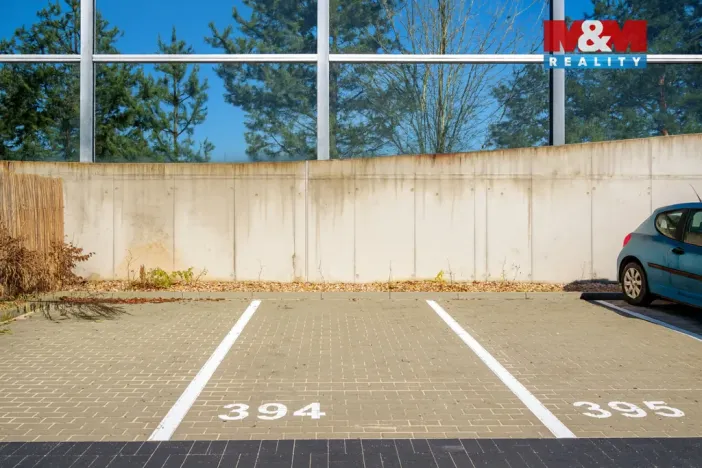 Pronájem bytu 1+kk, Hradec Králové - Nový Hradec Králové, Antonína Petrofa, 32 m2