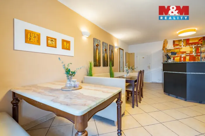 Pronájem restaurace, Kunžak, náměstí Komenského, 91 m2