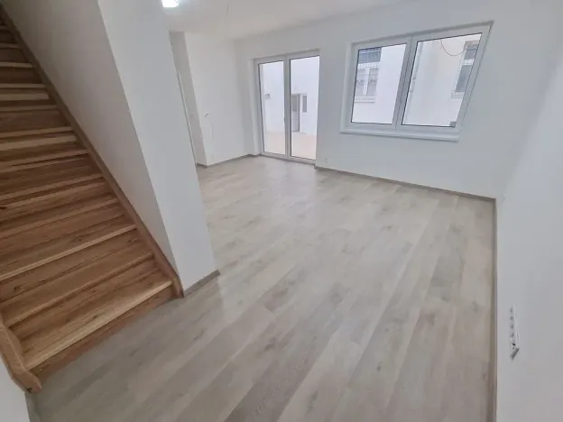 Pronájem atypického bytu, Praha - Nusle, Oldřichova, 94 m2
