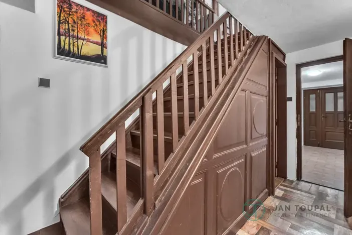 Prodej rodinného domu, Janov, 300 m2