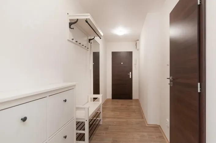 Pronájem bytu 3+1, Praha - Krč, Točitá, 69 m2