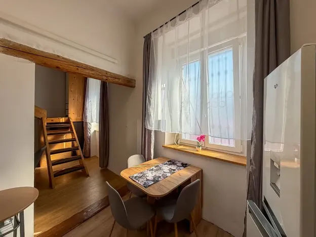 Pronájem bytu 2+kk, Pula, Chorvatsko, 30 m2