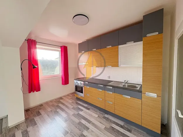 Pronájem bytu 2+kk, Turnov, Křišťálová, 59 m2