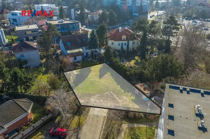Prodej pozemku pro bydlení, Praha - Lhotka, V zahradní čtvrti, 551 m2