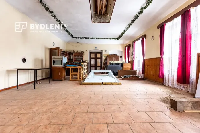 Prodej výrobních prostor, Malé Březno, 670 m2