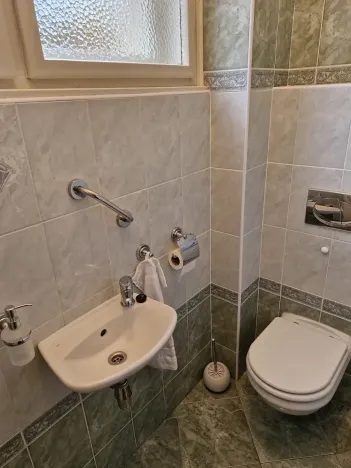 Pronájem bytu 3+1, Praha - Strašnice, Pod Viktorkou, 107 m2