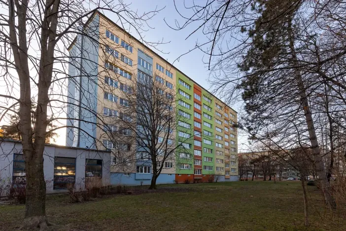 Prodej bytu 3+1, Opava, Holasická, 65 m2