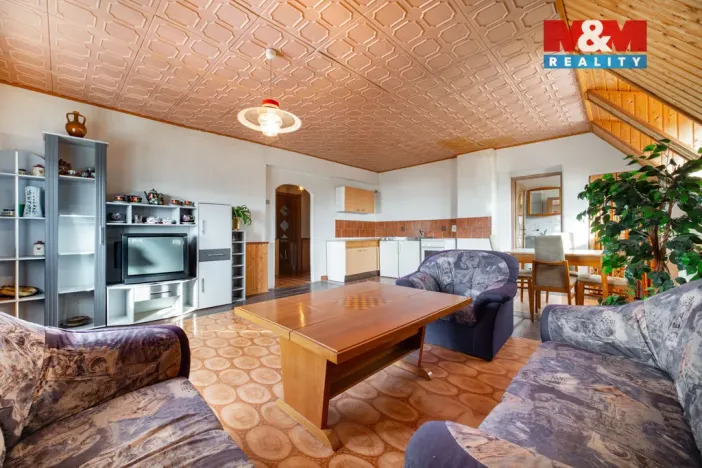 Prodej rodinného domu, Žampach, 365 m2