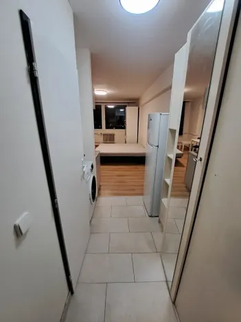 Pronájem bytu 1+kk, Praha - Radotín, Vrážská, 25 m2