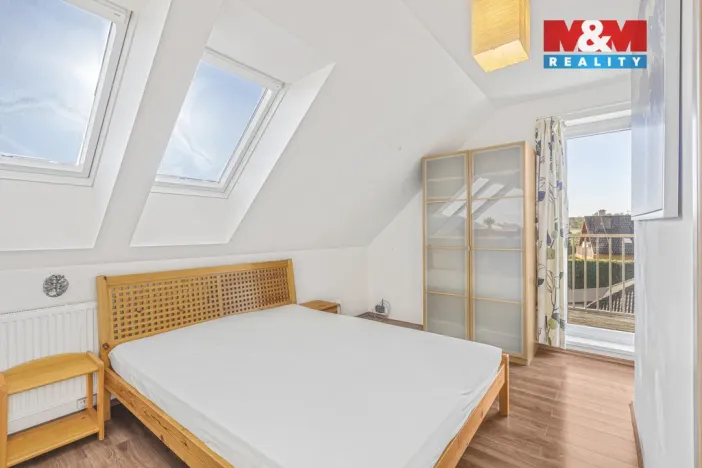 Prodej bytu 3+kk, Mukařov - Srbín, Šípková, 72 m2