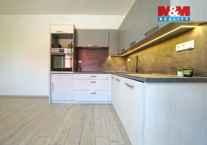 Prodej rodinného domu, Ostrava - Muglinov, Bohumínská, 142 m2