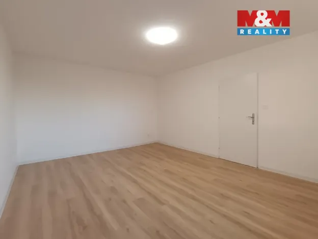 Pronájem bytu 2+kk, Orlová - Město, V Zimném dole, 40 m2