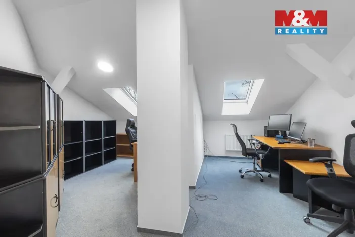 Pronájem kanceláře, Ostrava - Kunčičky, Škrobálkova, 173 m2
