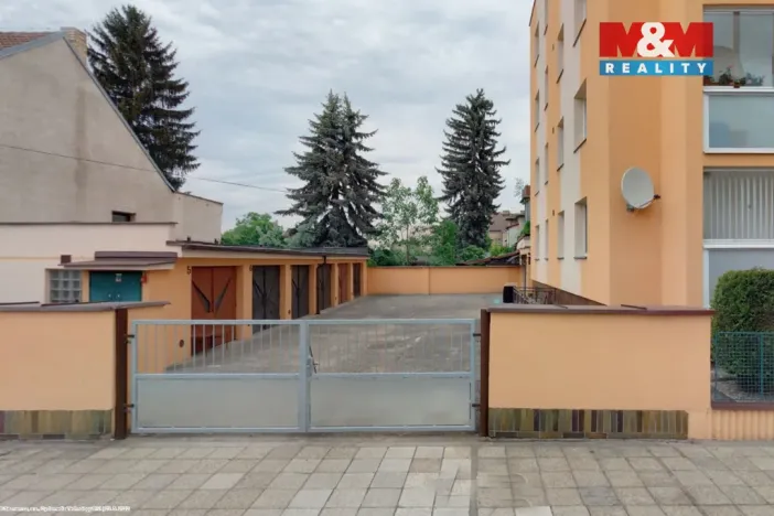 Prodej bytu 3+1, Nymburk, Husova, 68 m2