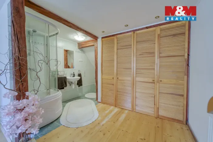 Prodej rodinného domu, Nýrsko - Hodousice, 189 m2