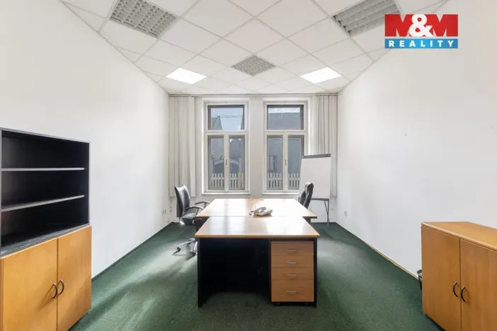 Prodej obchodního prostoru, Ostrava - Kunčičky, Škrobálkova, 700 m2