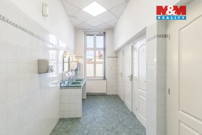 Prodej obchodního prostoru, Ostrava - Kunčičky, Škrobálkova, 700 m2