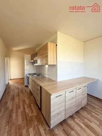 Pronájem bytu 2+1, Klášterec nad Ohří, Jana Ámose Komenského, 60 m2