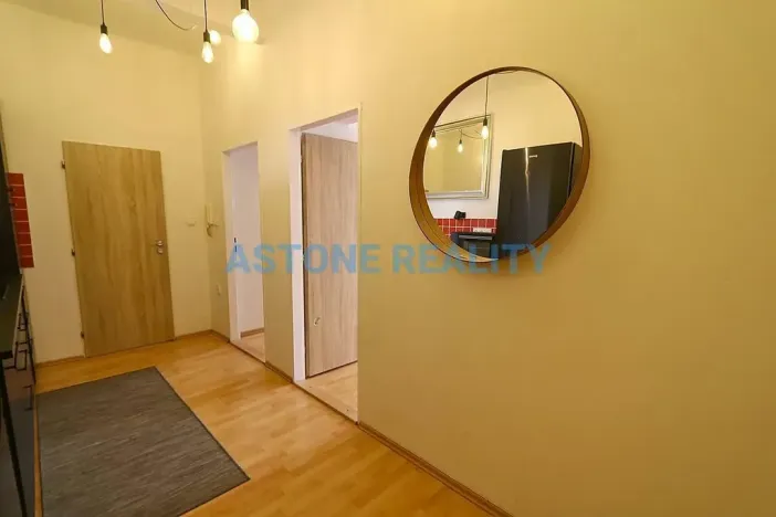 Prodej bytu 2+kk, Praha - Bubeneč, Raisova, 46 m2