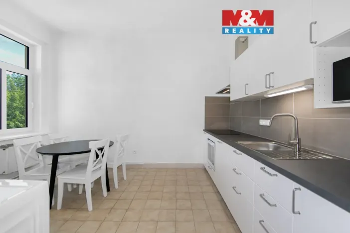 Pronájem kanceláře, Plzeň - Severní Předměstí, Karlovarská, 100 m2