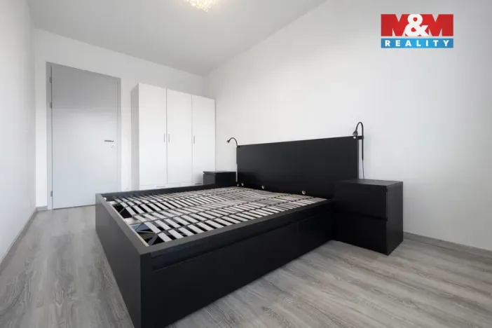 Pronájem bytu 2+kk, Praha - Hloubětín, Lehovecká, 57 m2