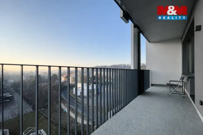 Pronájem bytu 2+kk, Praha - Hloubětín, Lehovecká, 57 m2