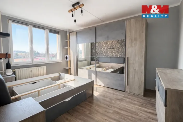 Pronájem bytu 2+1, Louny, Kosmonautů, 62 m2