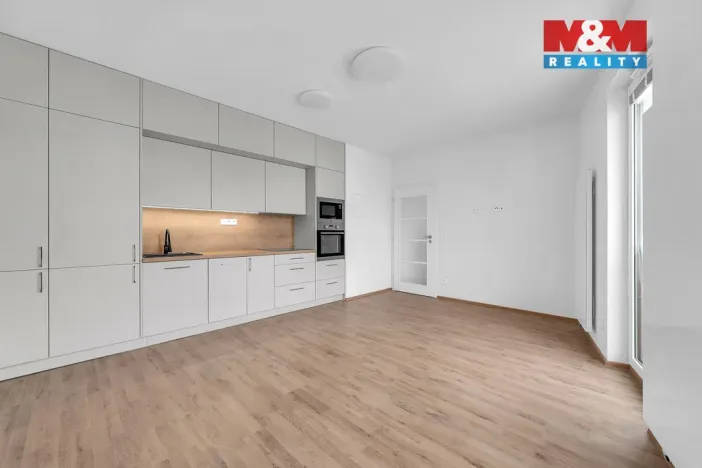 Pronájem bytu 1+kk, Pardubice - Pardubičky, Nová Tesla, 32 m2