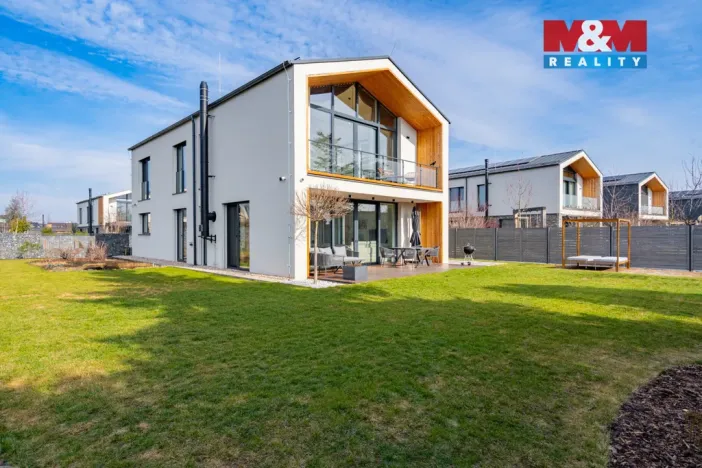 Prodej rodinného domu, Předboj, K Parku, 297 m2