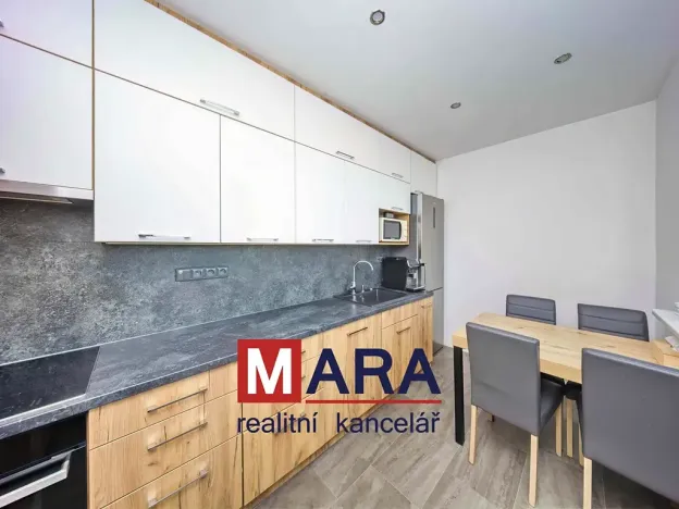 Prodej bytu 3+1, Olomouc, Stiborova, 72 m2