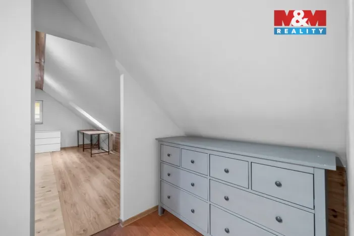 Prodej rodinného domu, Zvoleněves, 94 m2