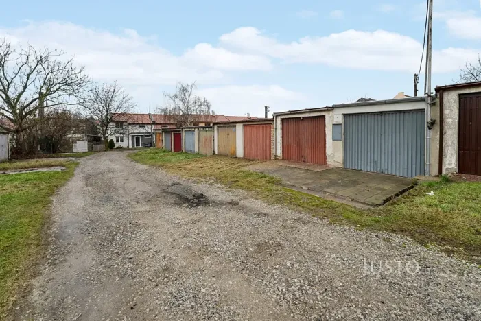 Pronájem komerční nemovitosti, Šlapanice, Dlouhá, 16 m2