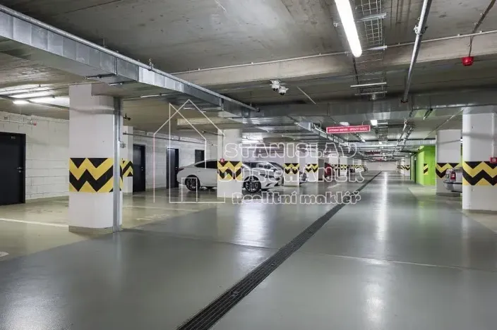 Pronájem bytu 2+kk, Praha - Malešice, Nad úžlabinou, 52 m2