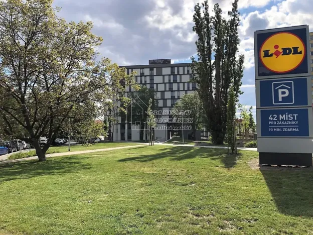 Pronájem bytu 1+kk, Praha - Střížkov, Střížkovská, 43 m2