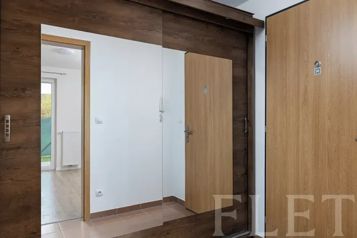 Pronájem bytu 2+kk, Praha - Letňany, Nepomuckých, 34 m2